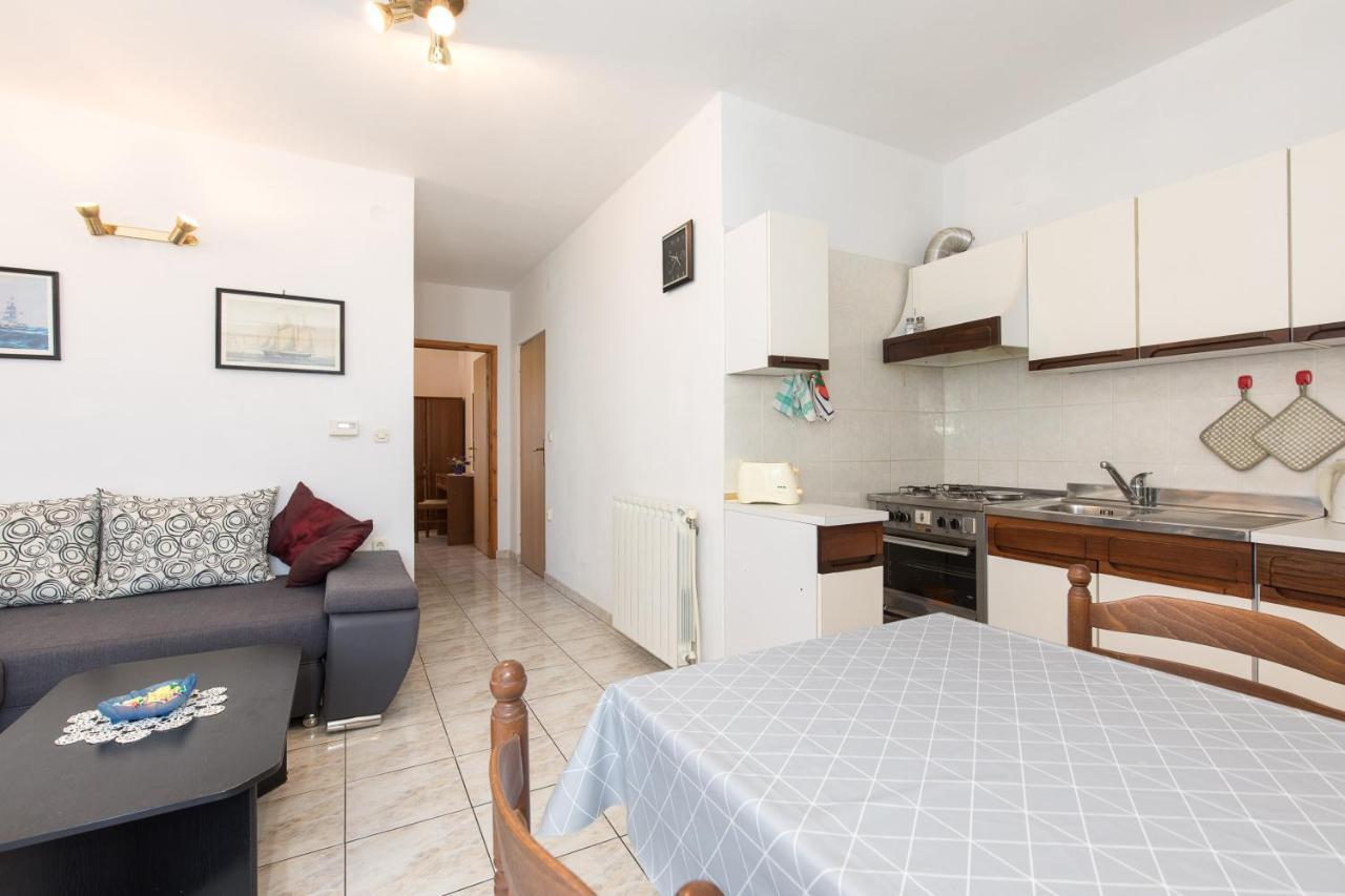 Apartmani Anita Punat Exterior foto